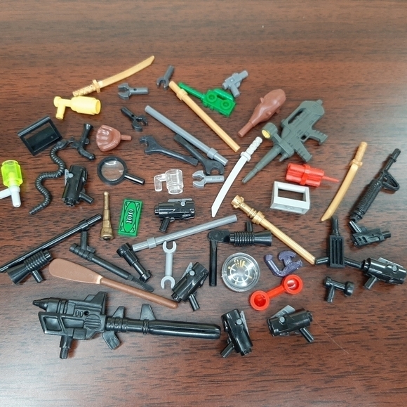 Lego Minifigure Tools Accessories Christmas Holiday Gift Stocking Unisex - Picture 1 of 5